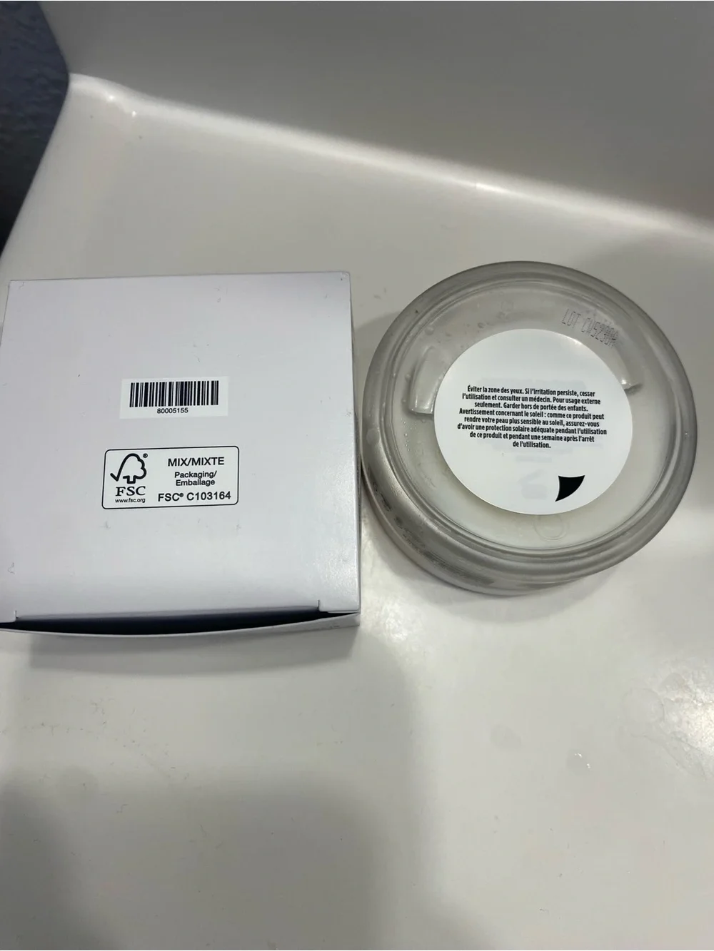 Arbonne Radiance Peel Pads - White and Black Packaging